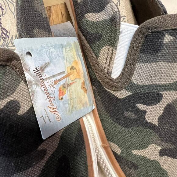 Margaritaville Canvas Shoes NWT Size (7.5) - Picture 4 of 7